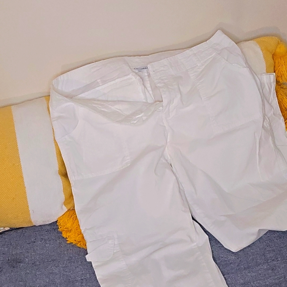 White Liz claiborne size 10